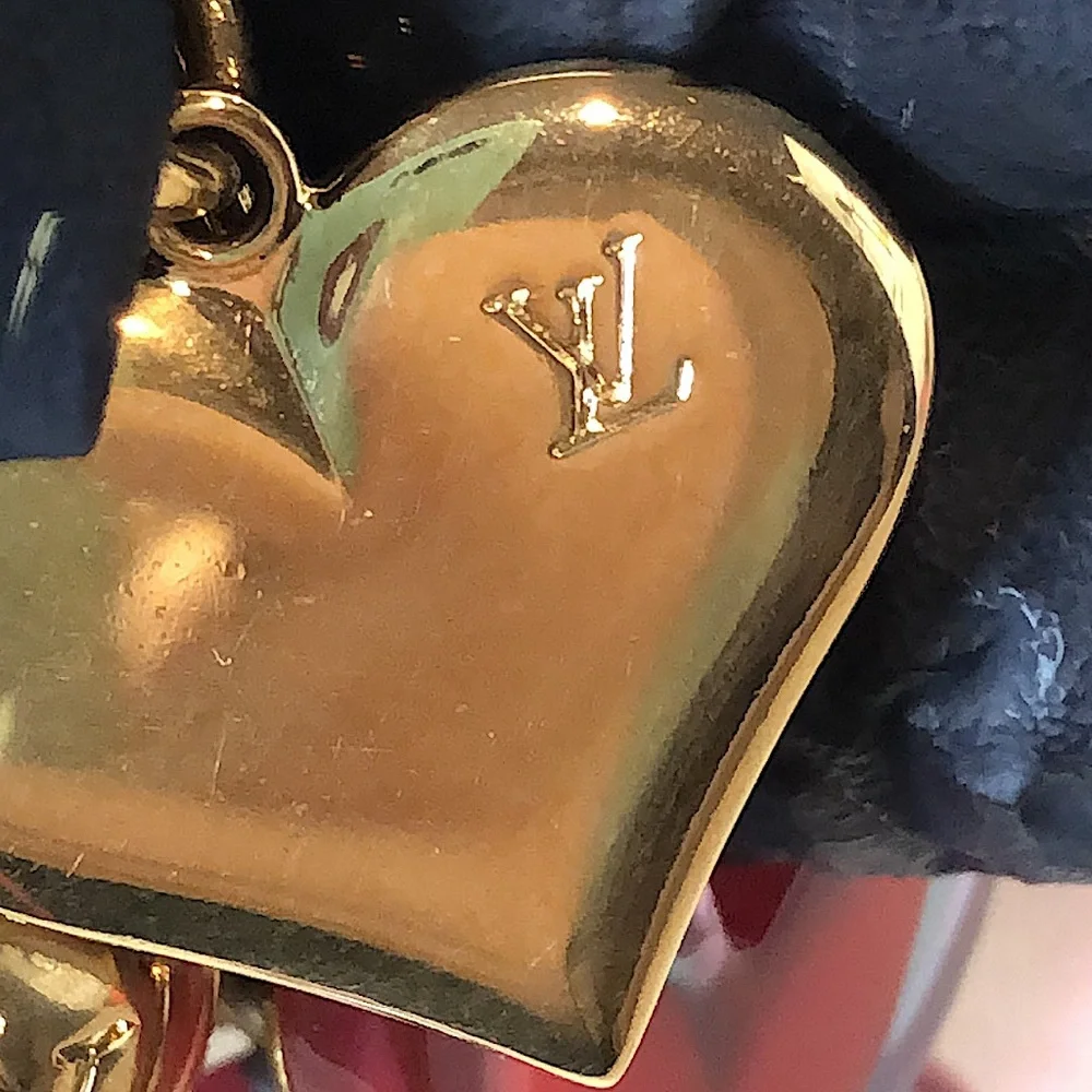 M LOUIS VUITTON Bijoux Red Yellow Blue and Gold Plated Ball Flower Heart Charms - Picture 16 of 17